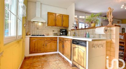 Traditional house 3 rooms of 67 m² in Fuveau (13710)