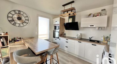 Appartement 2 pièces de 54 m² à Sainte-Geneviève-des-Bois (91700)