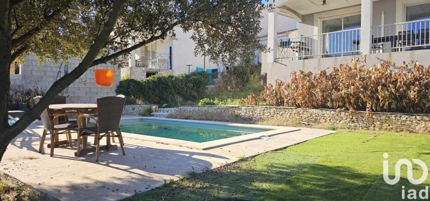 Maison 5 pièces de 115 m² à Nîmes (30000)