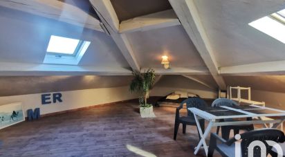 Apartment 2 rooms of 28 m² in Saint-Raphaël (83700)