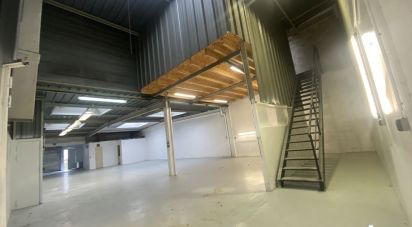 Local d'activités de 305 m² à Vaux-le-Pénil (77000)