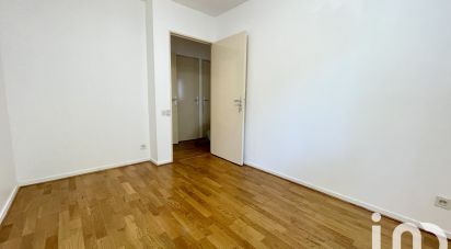 Apartment 4 rooms of 86 m² in Paris (75020)