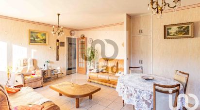 Traditional house 4 rooms of 85 m² in Le Pecq (78230)