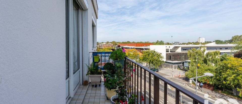 Apartment 3 rooms of 73 m² in Chevilly-Larue (94550)