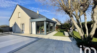 Maison 8 pièces de 160 m² à Larçay (37270)