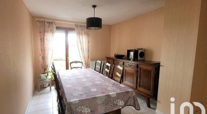 House 7 rooms of 122 m² in La Tour-de-Sçay (25640)