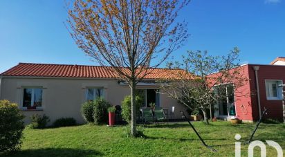 House 7 rooms of 120 m² in Le Landreau (44430)