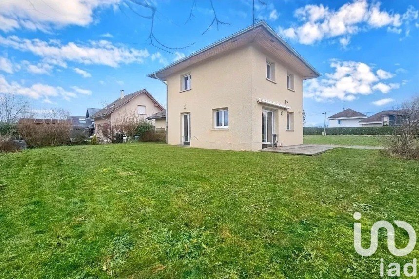 House 4 rooms of 94 m² in Amancy (74800)