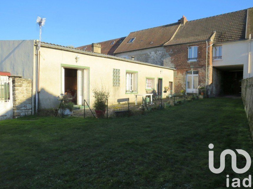 Village house 7 rooms of 137 m² in Monneville (60240)