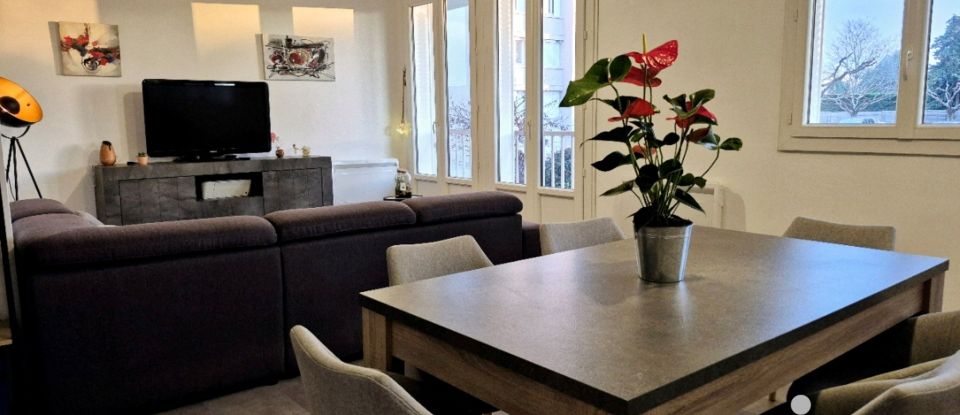 Appartement 4 pièces de 82 m² à Romans-sur-Isère (26100)