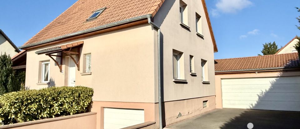 Maison 6 pièces de 110 m² à Wittenheim (68270)