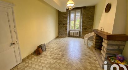 House 7 rooms of 114 m² in Val d'Oust (56460)