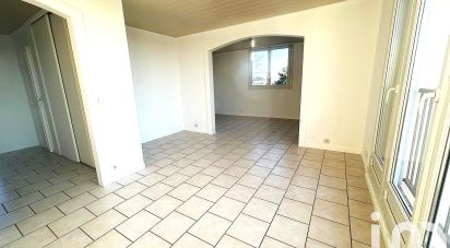 Apartment 4 rooms of 69 m² in Le Plessis-Trévise (94420)