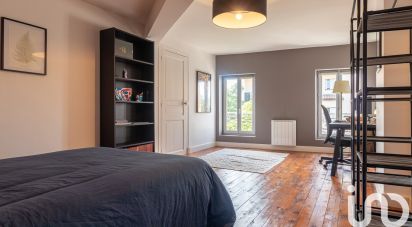 Maison 8 pièces de 265 m² à Montauban (82000)