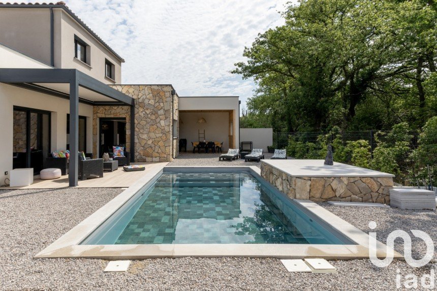 Traditional house 5 rooms of 152 m² in Thézan-lès-Béziers (34490)