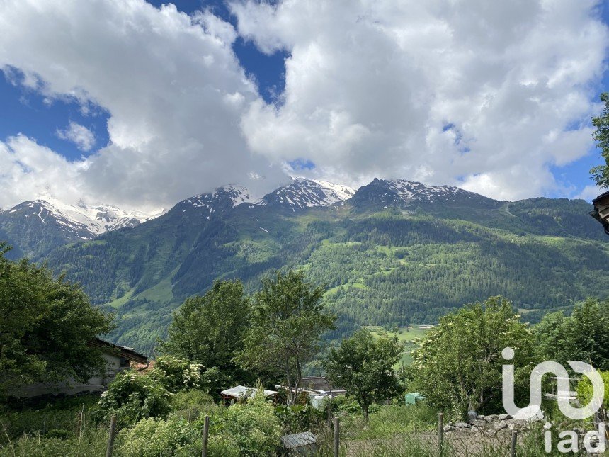 Land of 359 m² in Sainte-Foy-Tarentaise (73640)