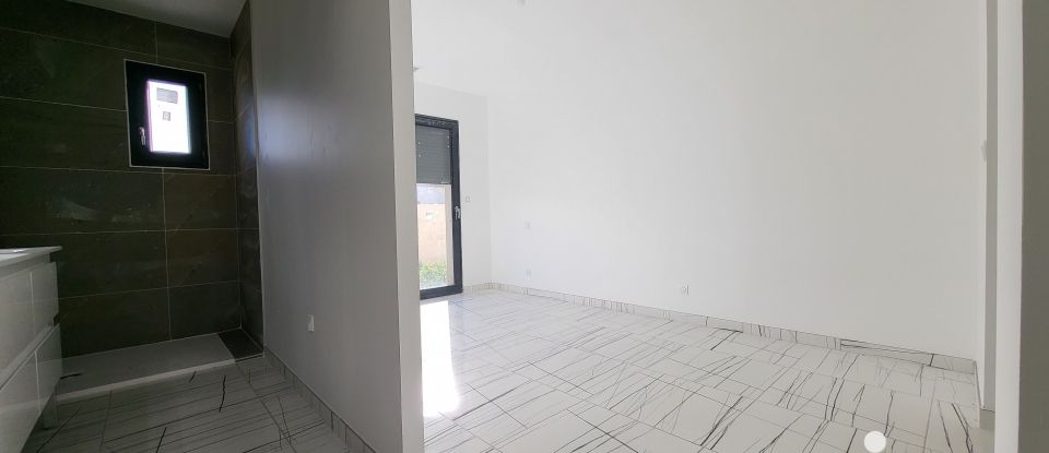 Maison traditionnelle 4 pièces de 128 m² à Canet (11200)