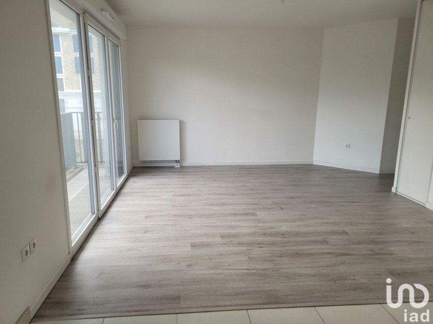 Apartment 3 rooms of 62 m² in Chelles (77500)