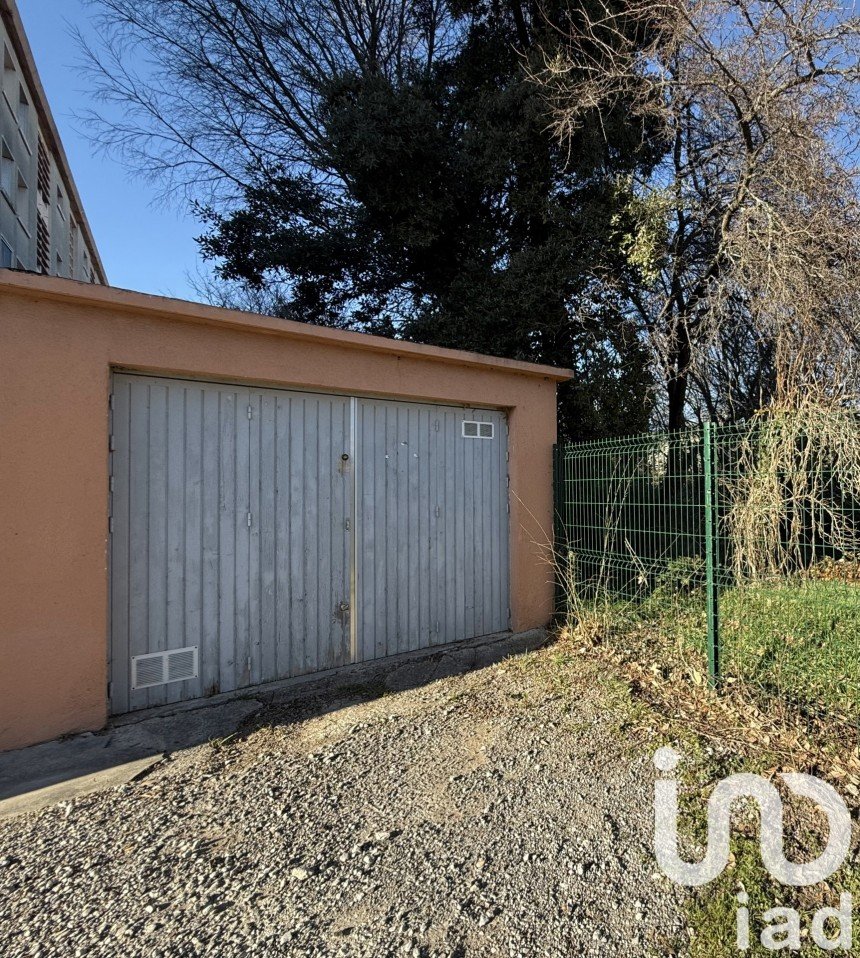 Parking of 16 m² in Manosque (04100)