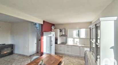 House 5 rooms of 120 m² in Crépy-en-Valois (60800)