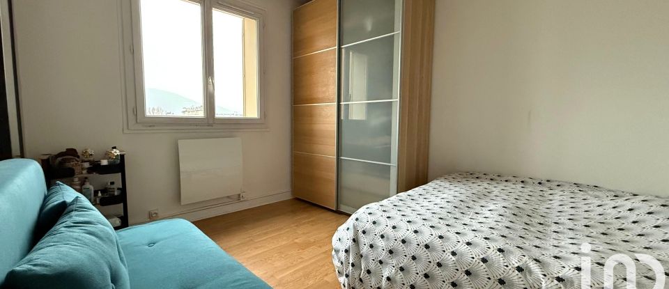 Apartment 3 rooms of 67 m² in Grenoble (38100)