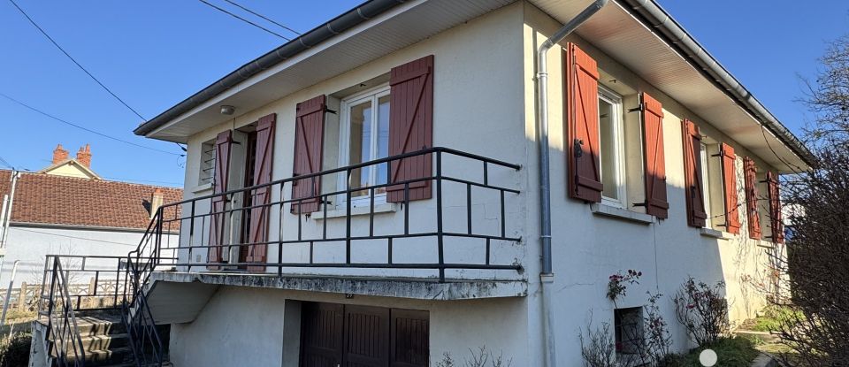 House 4 rooms of 63 m² in Montceau-les-Mines (71300)