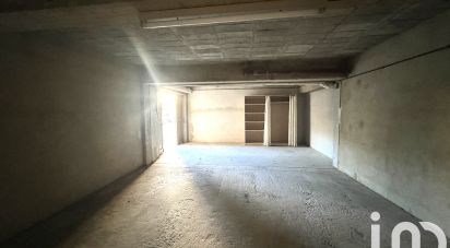 Parking/garage/box de 45 m² à Hyères (83400)