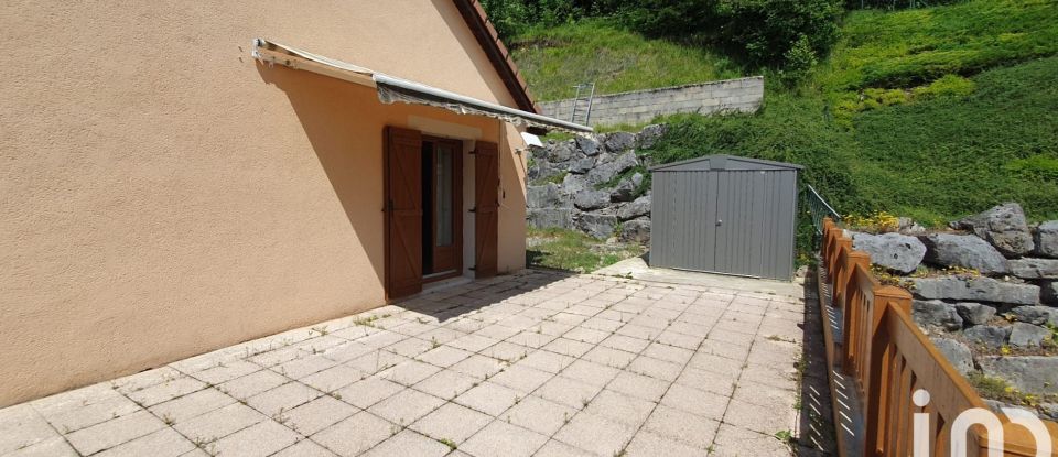 Traditional house 6 rooms of 130 m² in Hauts de Bienne (39400)