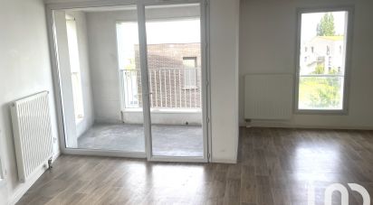 Apartment 3 rooms of 64 m² in Lille (59000)