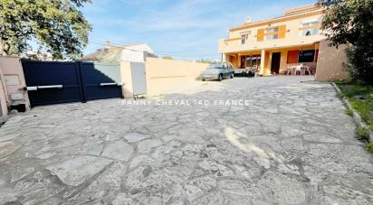 House 7 rooms of 190 m² in Six-Fours-les-Plages (83140)