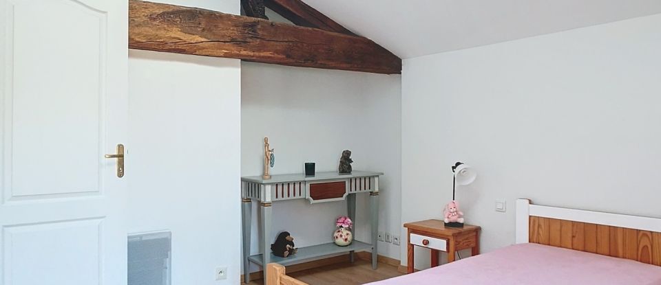 Loft 5 rooms of 169 m² in Soubise (17780)