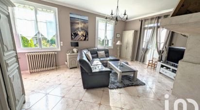 House 9 rooms of 210 m² in Saint-Martin-de-Fontenay (14320)