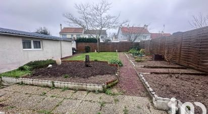 House 4 rooms of 80 m² in Sainte-Luce-sur-Loire (44980)