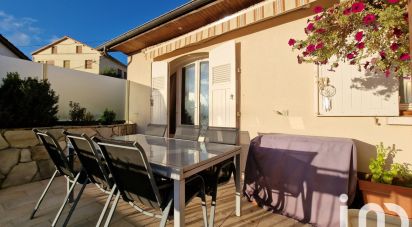 Architectural house 10 rooms of 230 m² in La Monnerie-le-Montel (63650)