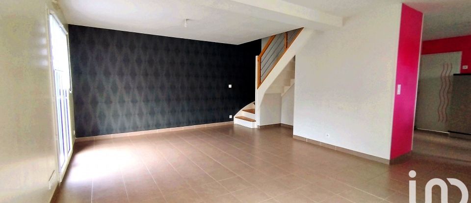 House 6 rooms of 111 m² in Quimperlé (29300)