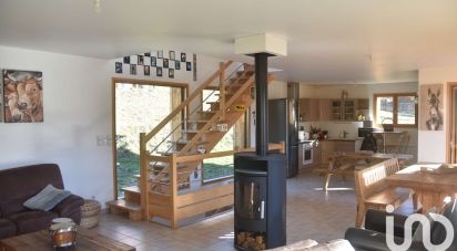 Cottage 10 rooms of 195 m² in Albiez-Montrond (73300)