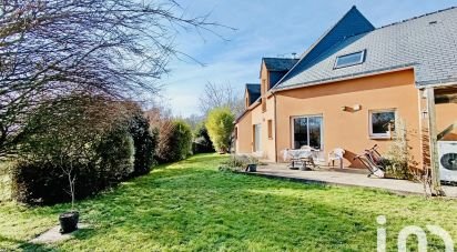 Traditional house 6 rooms of 179 m² in Saint-Jean-la-Poterie (56350)