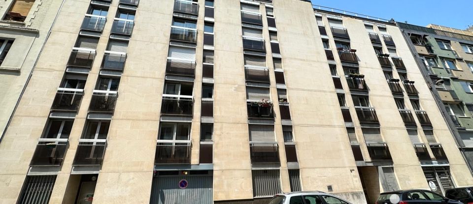 Appartement 3 pièces de 74 m² à Paris (75005)