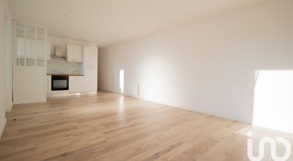 Apartment 2 rooms of 53 m² in Avon (77210)