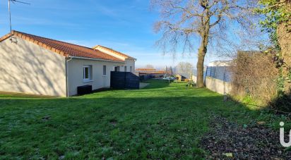 House 7 rooms of 90 m² in Chemillé-en-Anjou (49120)