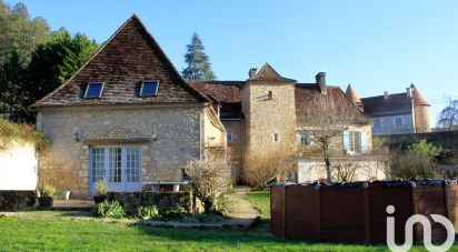 Traditional house 4 rooms of 230 m² in Saint-Chamassy (24260)