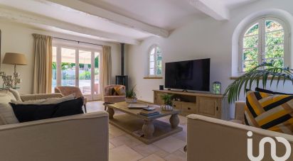 Maison traditionnelle 7 pièces de 230 m² à Mougins (06250)