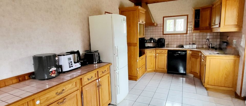 Traditional house 7 rooms of 170 m² in Noyers-sur-Cher (41140)