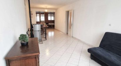 Maison 5 pièces de 115 m² à Douvrin (62138)