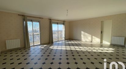 Appartement 2 pièces de 79 m² à Tours (37100)