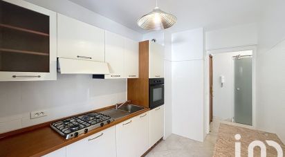 Appartement 3 pièces de 72 m² à Menton (06500)