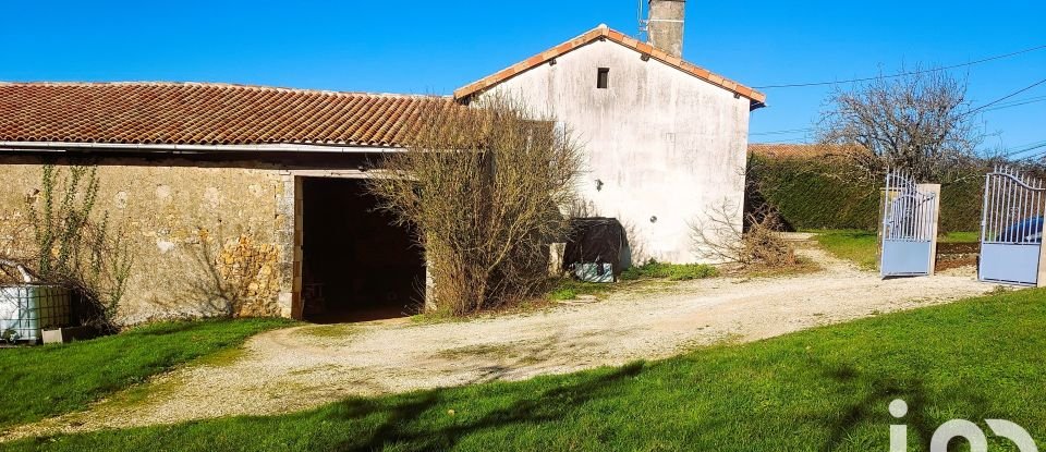 Maison de village 2 pièces de 46 m² à Yvrac-et-Malleyrand (16110)