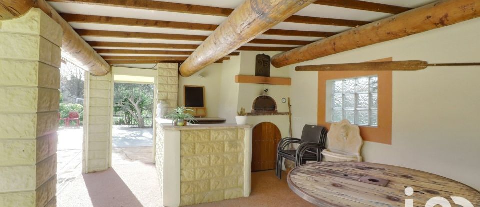 Traditional house 4 rooms of 97 m² in Caumont-sur-Durance (84510)