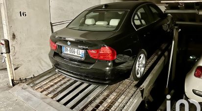 Parking of 12 m² in Paris (75017)