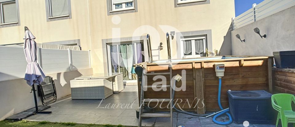 House 4 rooms of 90 m² in Poussan (34560)